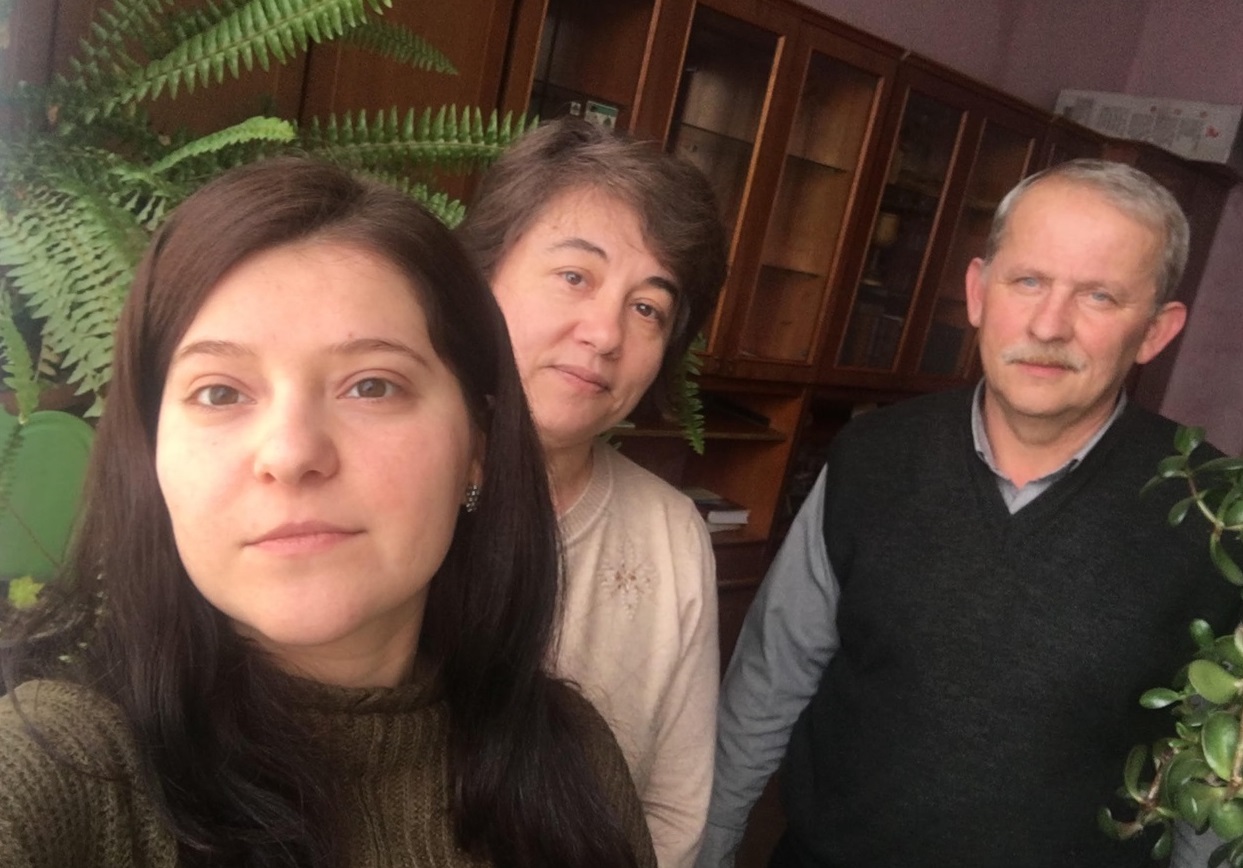 Андріана Леле (зліва), Ярослава Пилип'юк та Михайло Юращук 