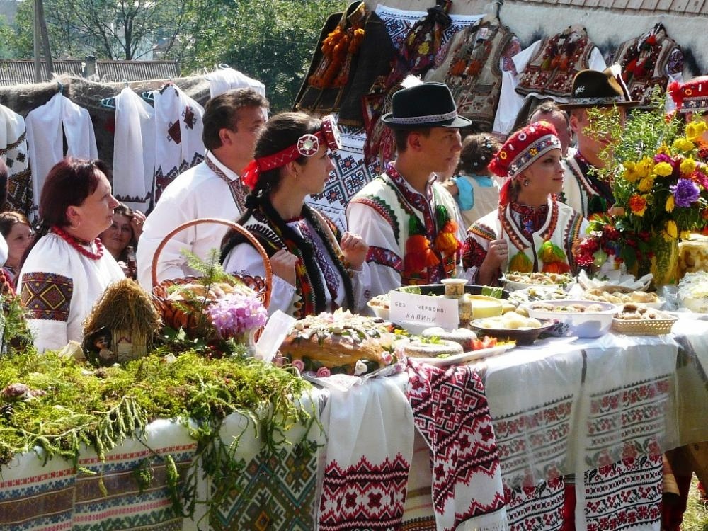 У Рахові збиратимуть кошти для ЗСУ на величезному ярмарку