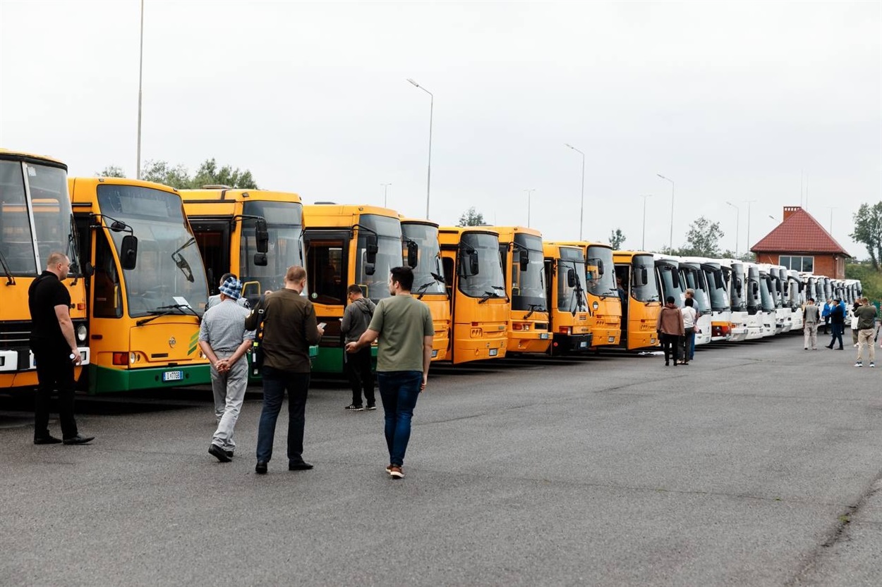 автобуси з угорщини
